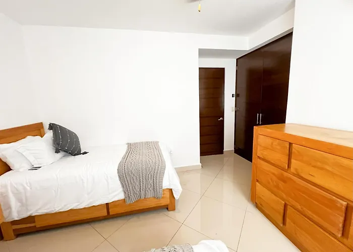Spacious With Terrace, Pool And Access Apartment *