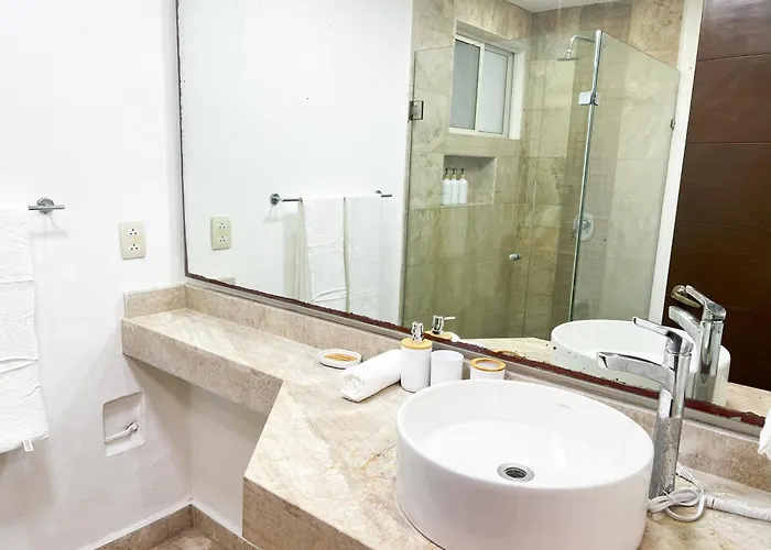 Spacious With Terrace, Pool And Access *