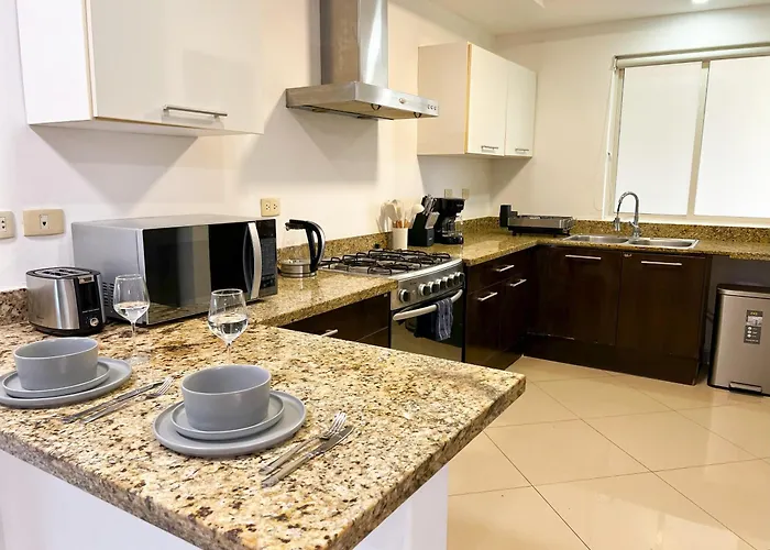 Spacious With Terrace, Pool And Access Apartment Puerto Aventuras