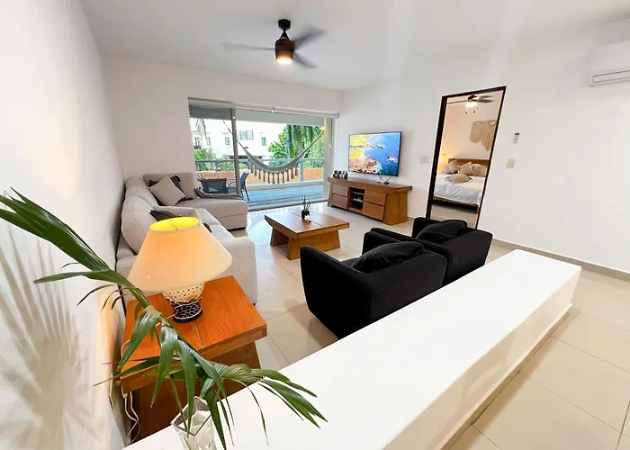 Spacious With Terrace, Pool And Access Apartment *