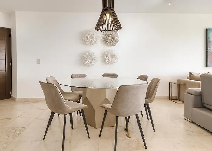 Spacious With Terrace, Pool And Access Apartment
